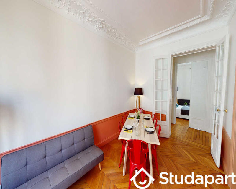 Chambre - 190 m² - 1 pièce