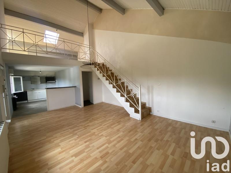 Maison - 430 m² - 8 pièces