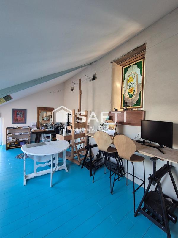 Maison - 245 m² - 8 pièces