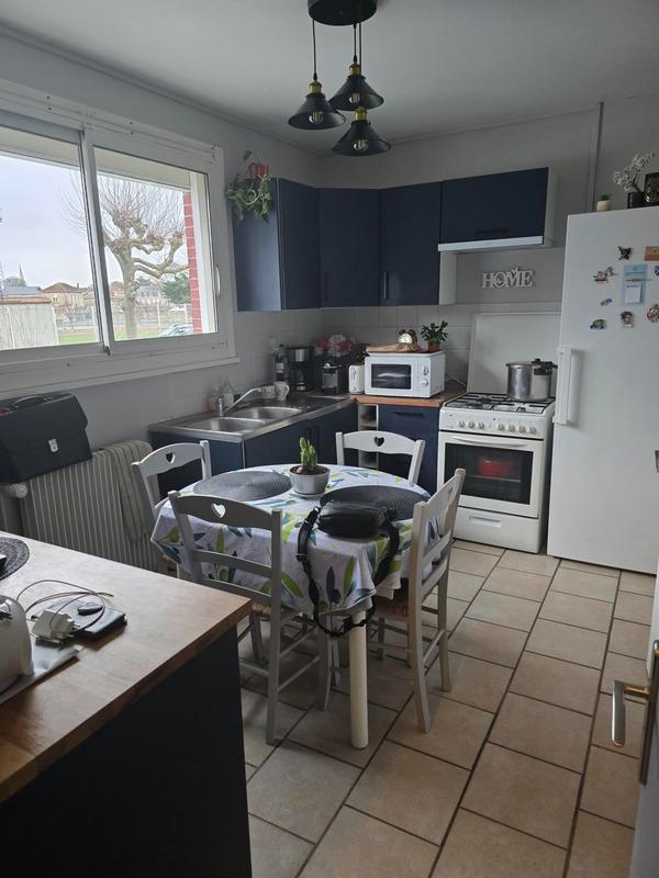 Maison - 81 m² - 5 pièces