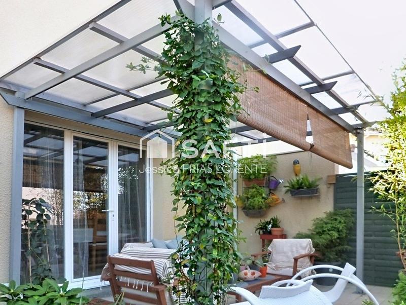 Maison - 86 m² - 4 pièces