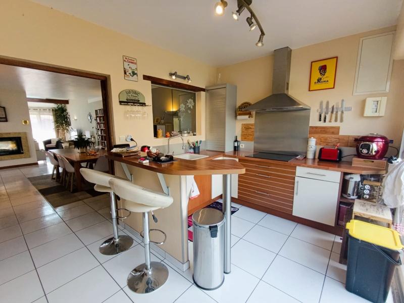 Maison - 171 m² - 6 pièces