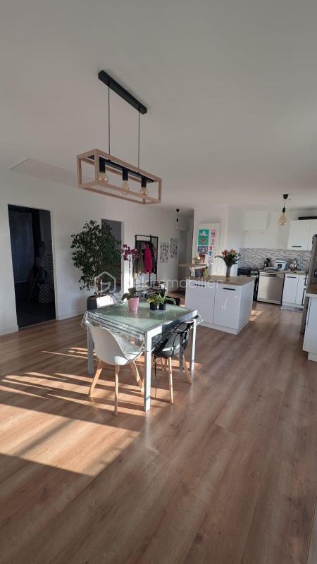 Maison traditionnelle - 110 m² - 6 pièces