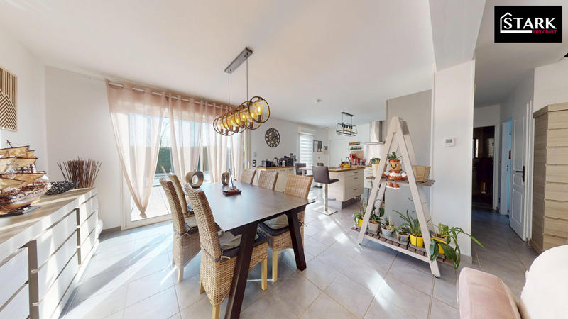 Maison - 115 m² - 5 pièces