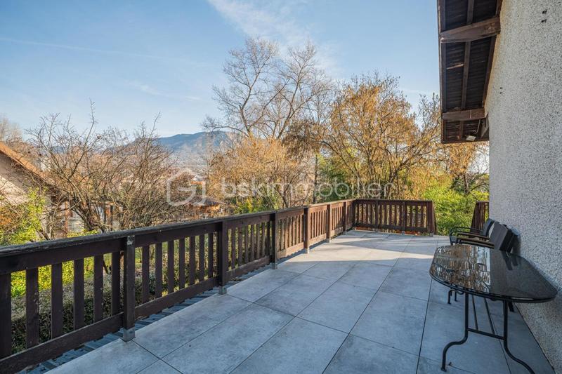 Maison - 155 m² - 7 pièces