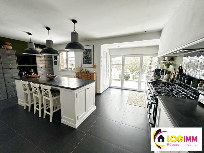 Maison - 135 m² - 7 pièces