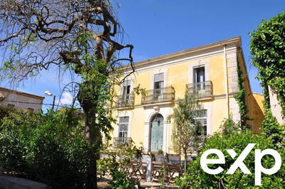 Maison - 430 m² - 18 pièces