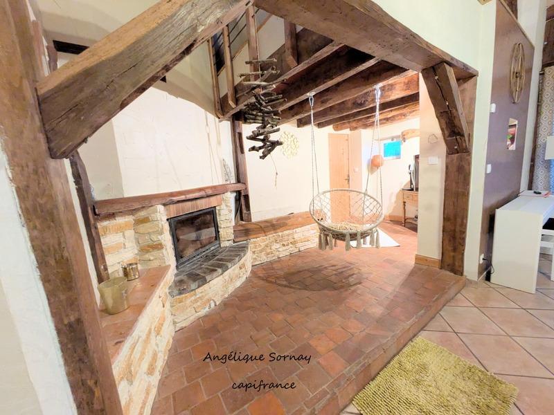 Maison - 222 m² - 8 pièces