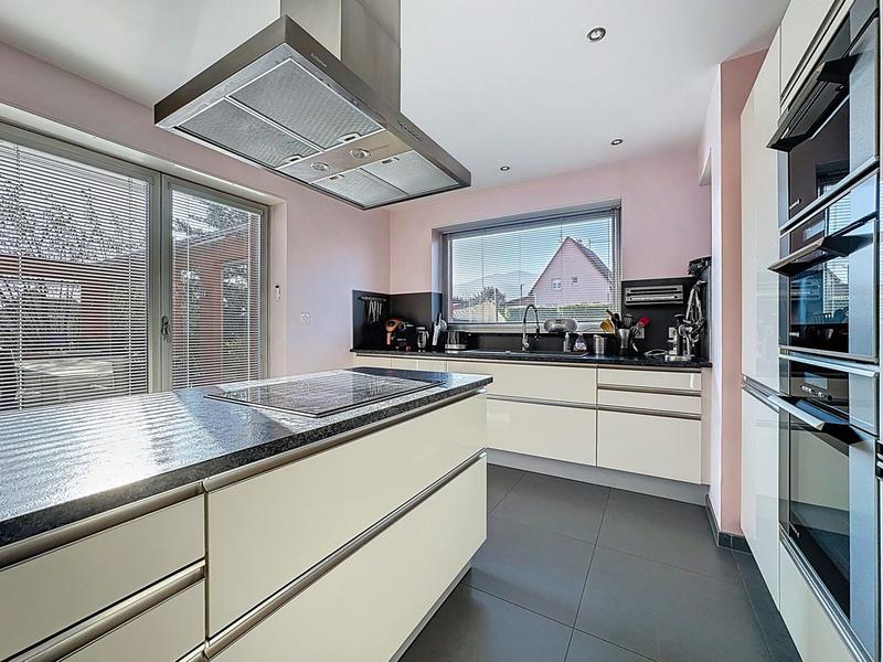 Maison - 174 m² - 7 pièces