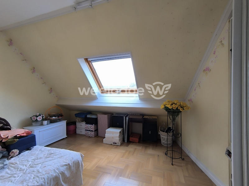 Maison - 231 m² - 7 pièces