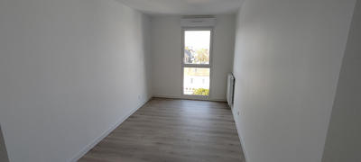 Appartement - 81 m² - 4 pièces