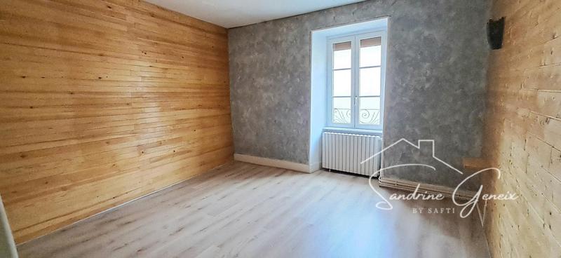 Maison - 74 m² - 4 pièces