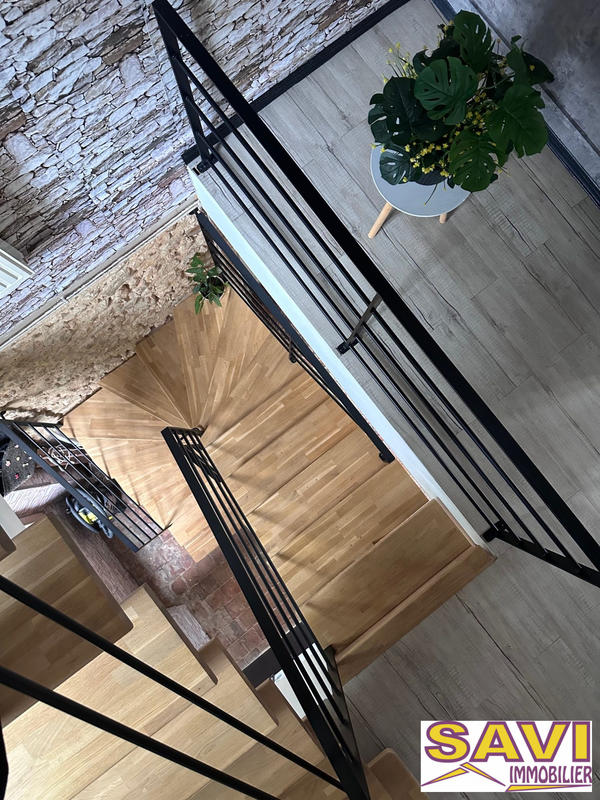 Maison ancienne - 213 m² - 6 pièces