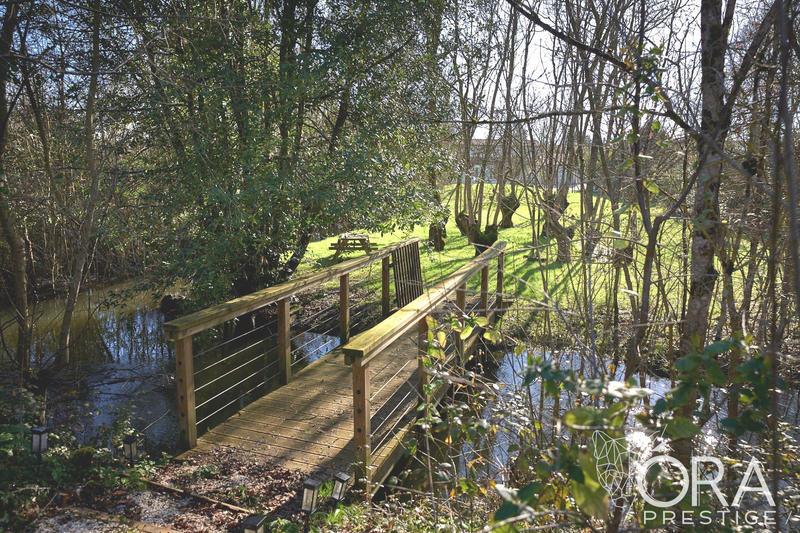 Maison ancienne - 228 m² - 6 pièces