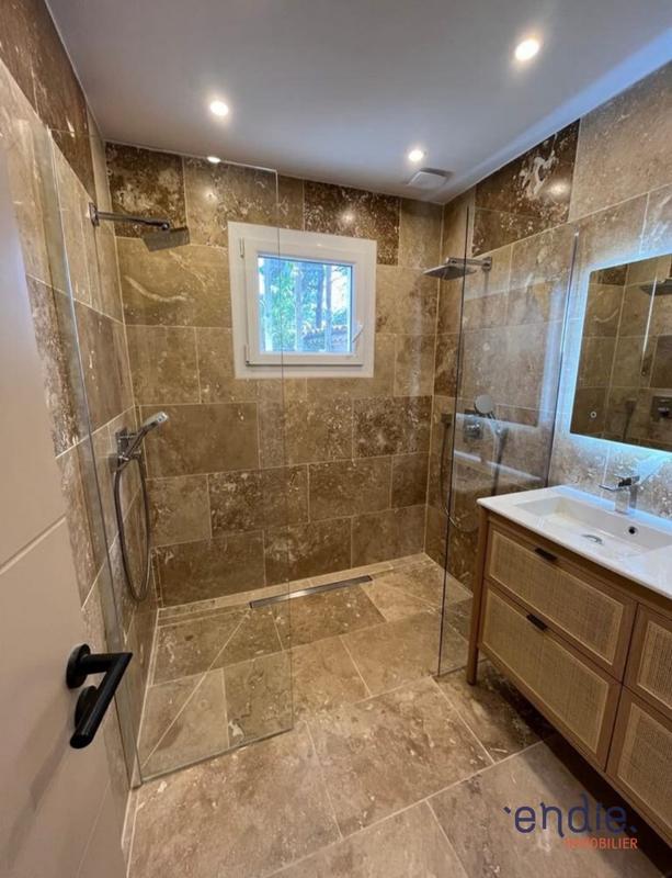 Maison - 140 m² - 4 pièces