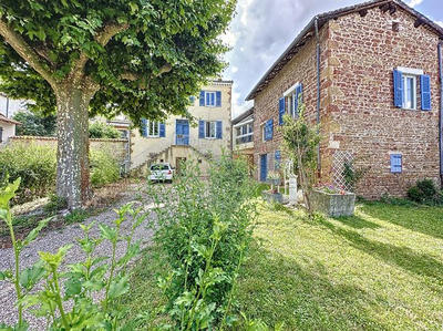 Maison - 223 m² - 7 pièces