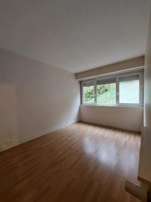 Appartement - 125 m² - 5 pièces