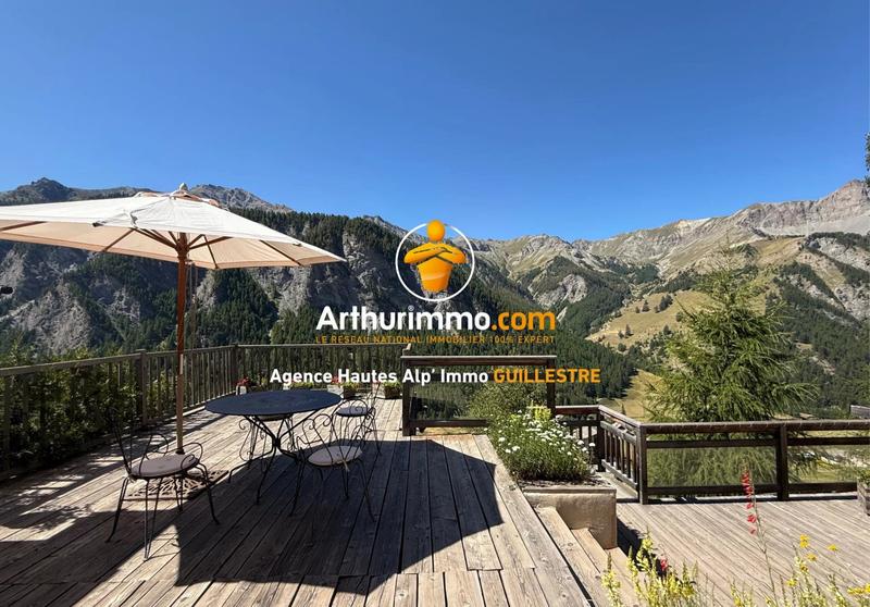 Maison - 140 m² - 5 pièces