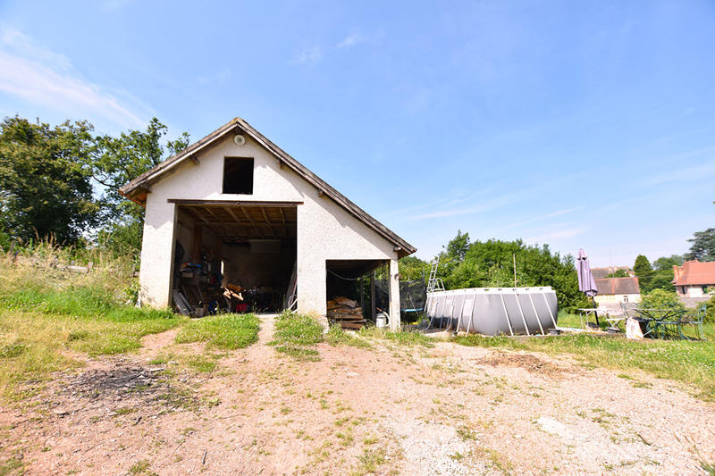 Maison - 151 m² - 9 pièces