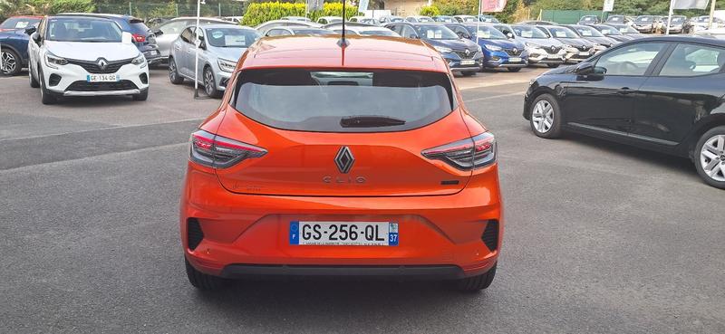 Renault Clio V E-Tech full hybrid 145 Evolution