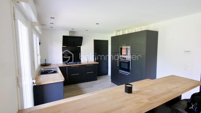 Maison - 158 m² - 5 pièces