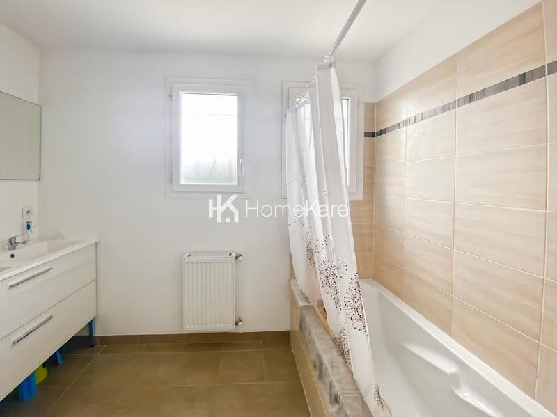 Maison - 110 m² - 5 pièces