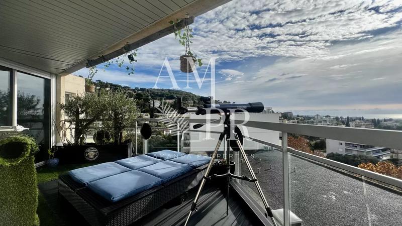 Appartement - 122 m² - 4 pièces