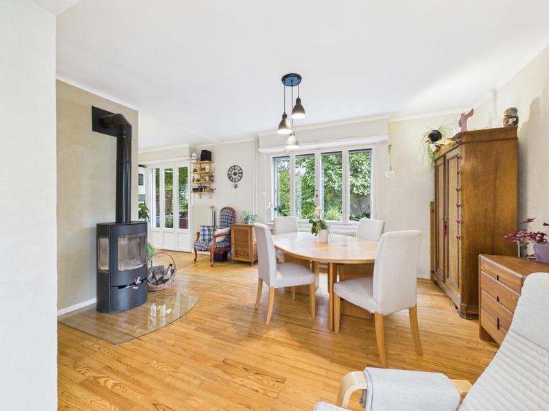 Pavillon - 90 m² - 4 pièces