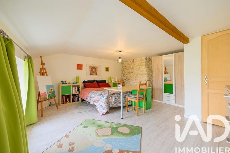 Maison de village - 180 m² - 8 pièces