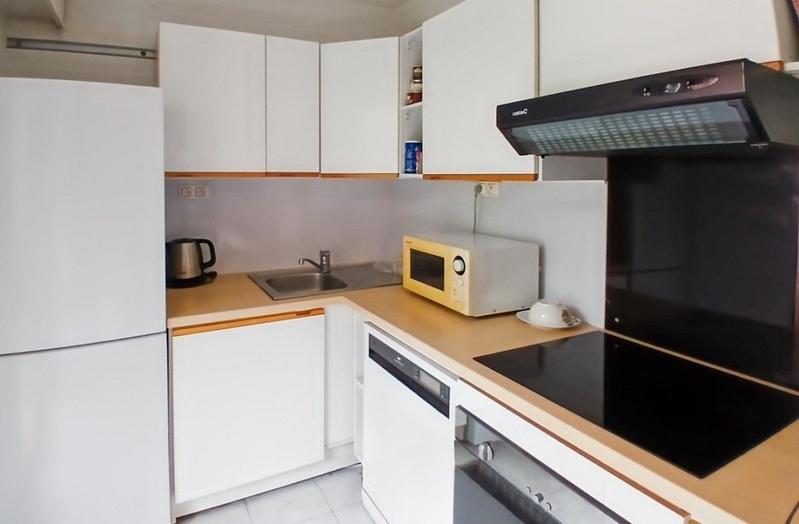 Studio - 30 m² - 1 pièce