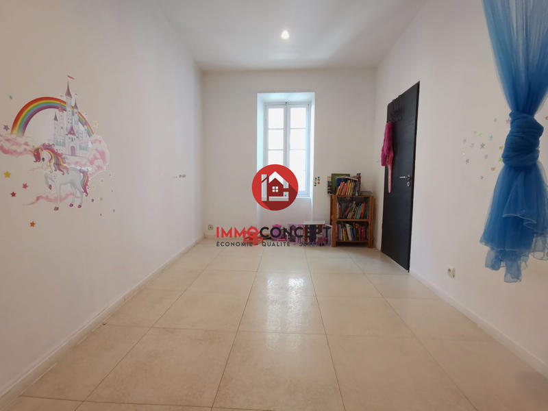 Maison ancienne - 120 m² - 3 pièces