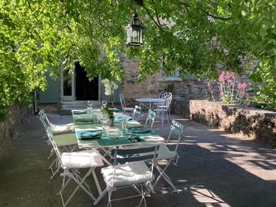 Demeure - 369 m² - 8 pièces