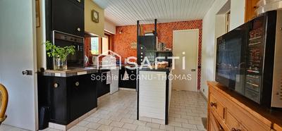 Maison - 93 m² - 4 pièces