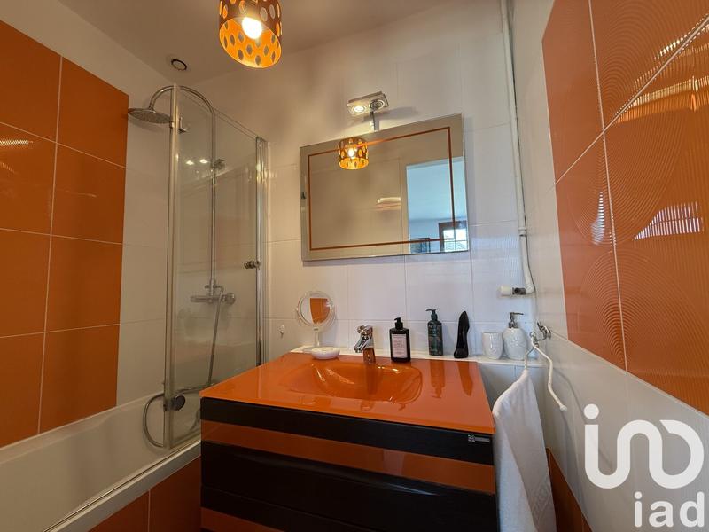 Maison - 255 m² - 10 pièces