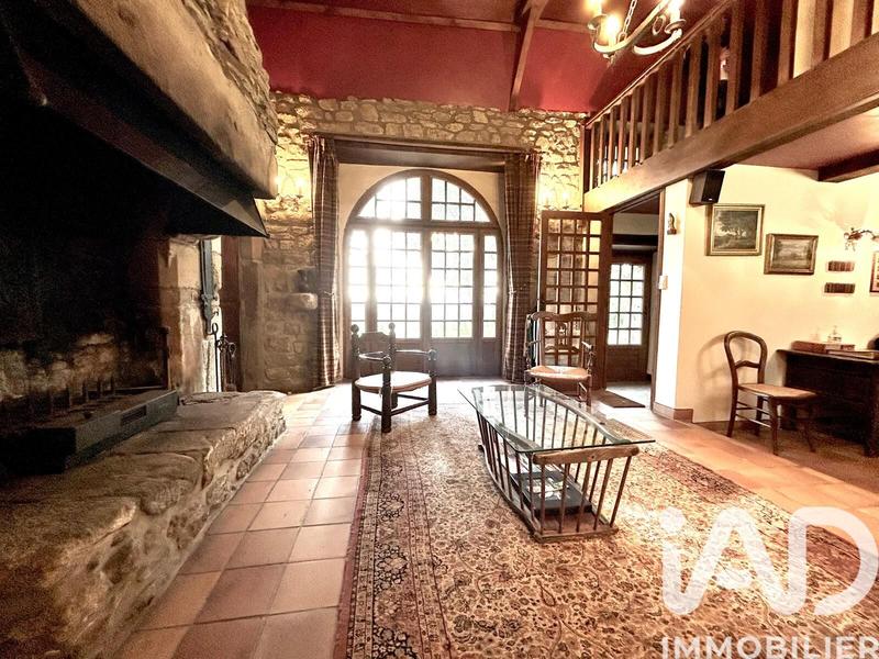 Maison - 141 m² - 7 pièces