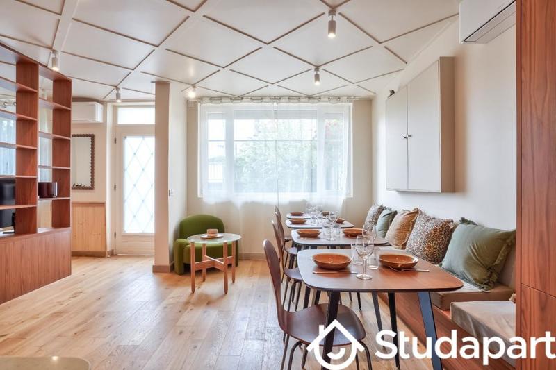 Chambre - 10 m² - 1 pièce