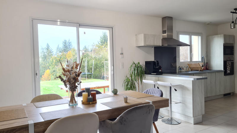 Maison - 110 m² - 6 pièces