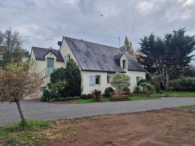 Maison - 163 m² - 6 pièces