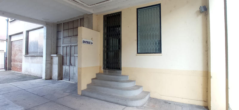 Local commercial - 158 m² - 1 pièce