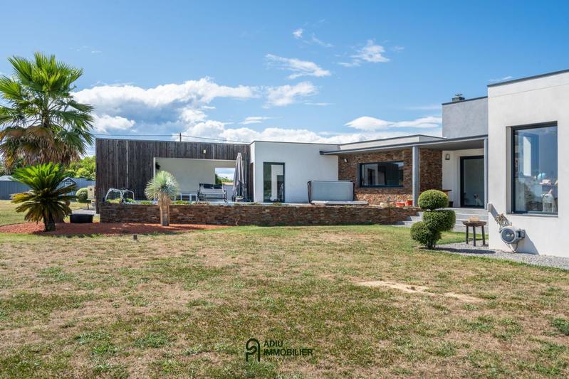 Villa - 174 m² - 6 pièces