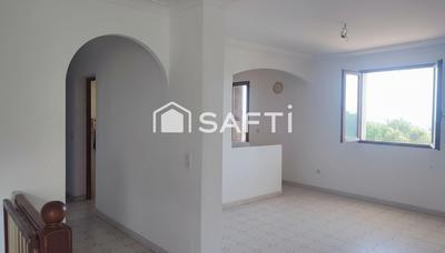 Maison - 228 m² - 7 pièces