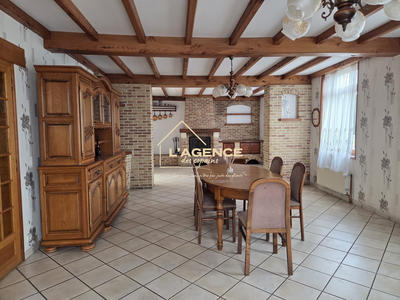 Maison - 166 m² - 5 pièces