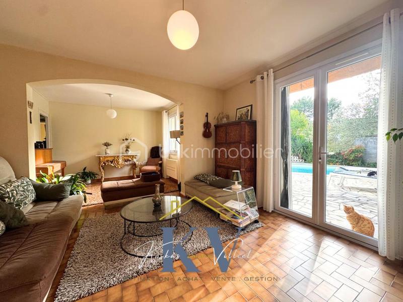 Maison - 160 m² - 6 pièces