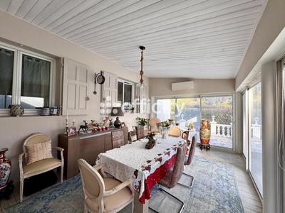 Villa - 130 m² - 5 pièces