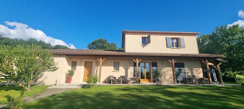 Maison - 175 m² - 5 pièces