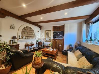 Villa - 245 m² - 8 pièces