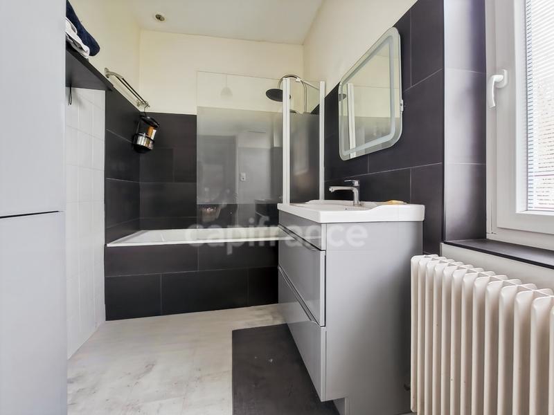 Maison - 161 m² - 6 pièces