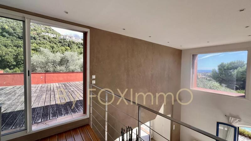 Villa - 230 m² - 7 pièces