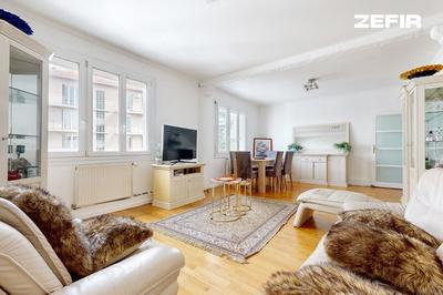 Maison - 177 m² - 2 pièces