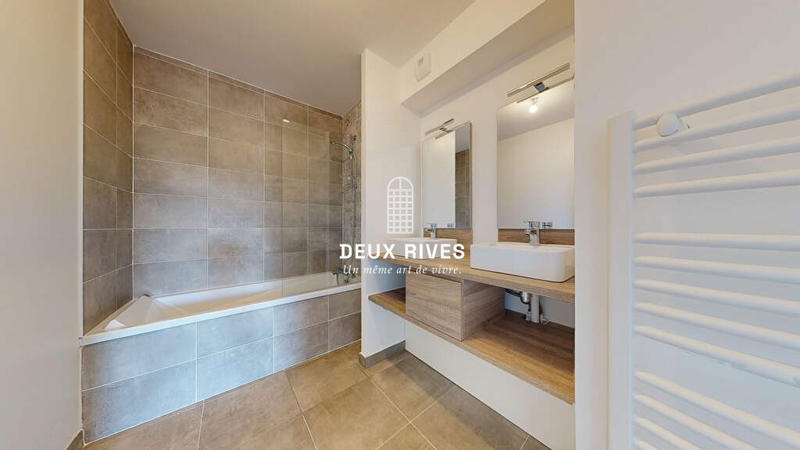 Appartement - 87 m² - 4 pièces